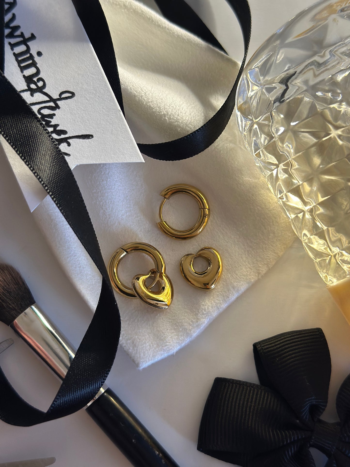 Awhi Earrings