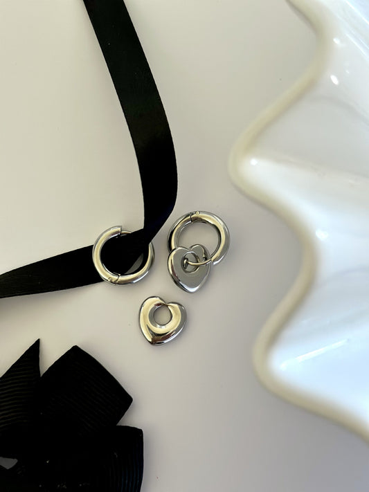 Silver Awhi Earrings
